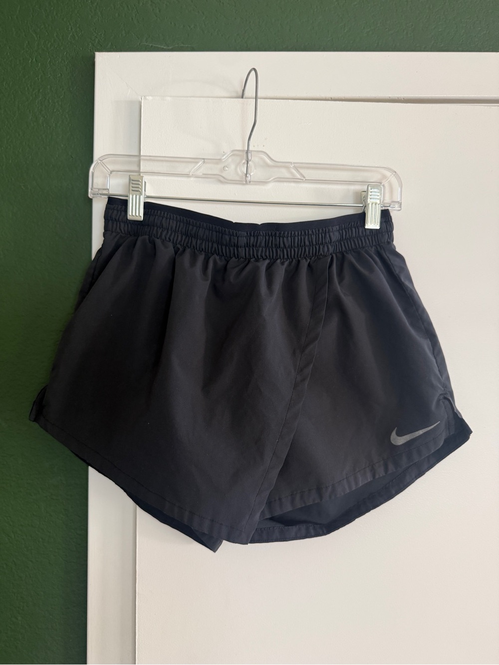 Nike Women’s Black Athletic Skort